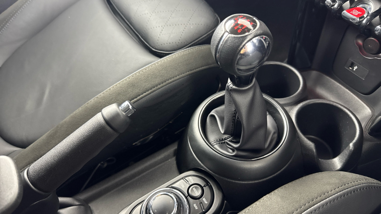 MINI Hatchback 1.5 Cooper Sport 5dr Auto Petrol Hatchback